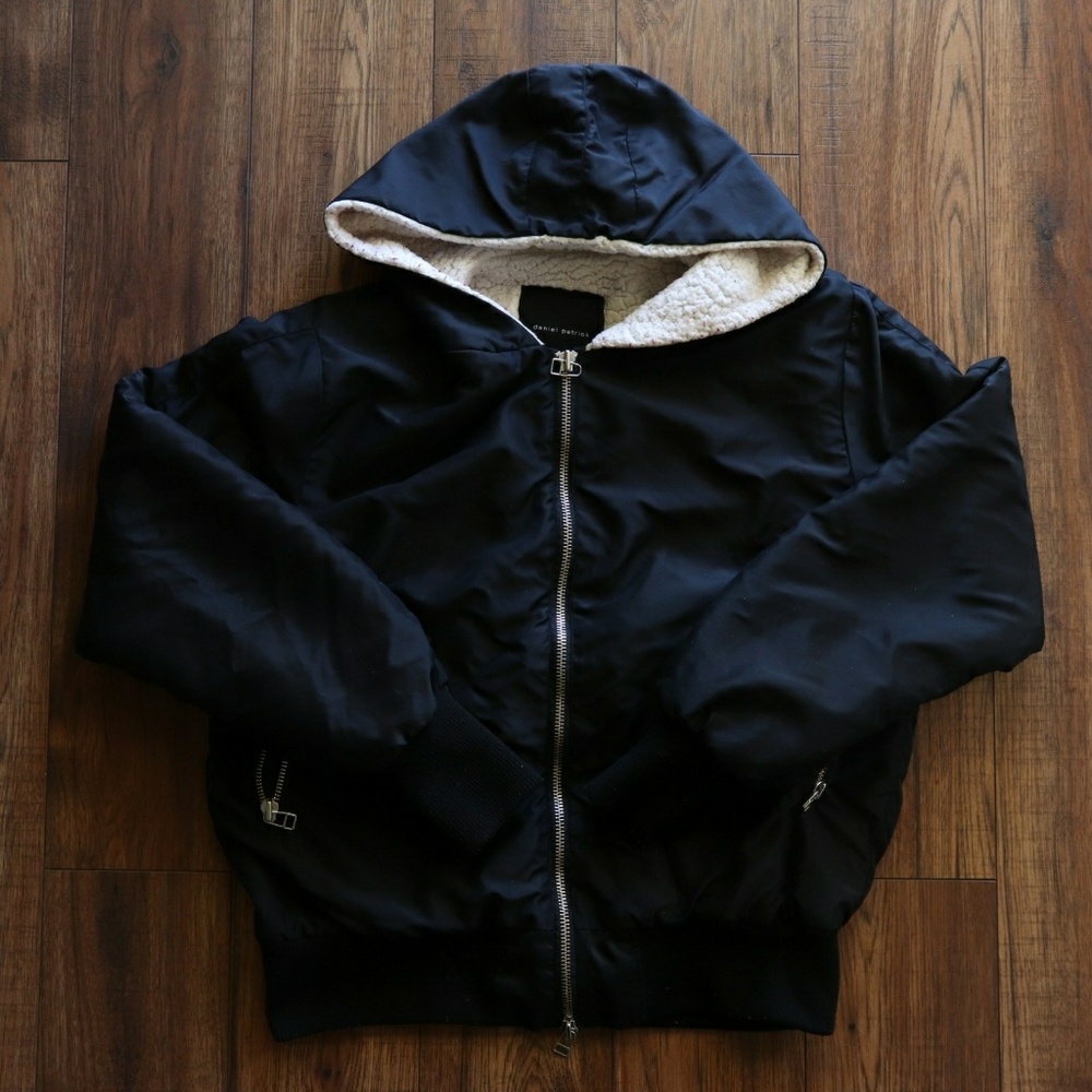Daniel Patrick Hero Hood Bomber Sherpa
